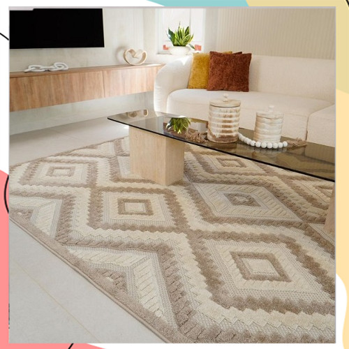 "קנדל" - שטיח מודרני מפרווה רכה קצרה קל לניקוי ובעל תחתית יציבה