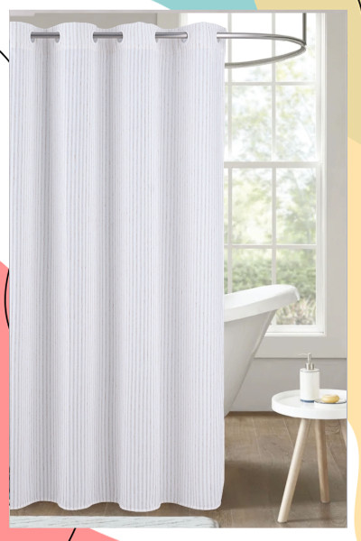 "פולי" - וילון אמבטיה מבד דו שכבתי פסים עדין ויוקרתי | בשילוב צבעים לבן ואבן